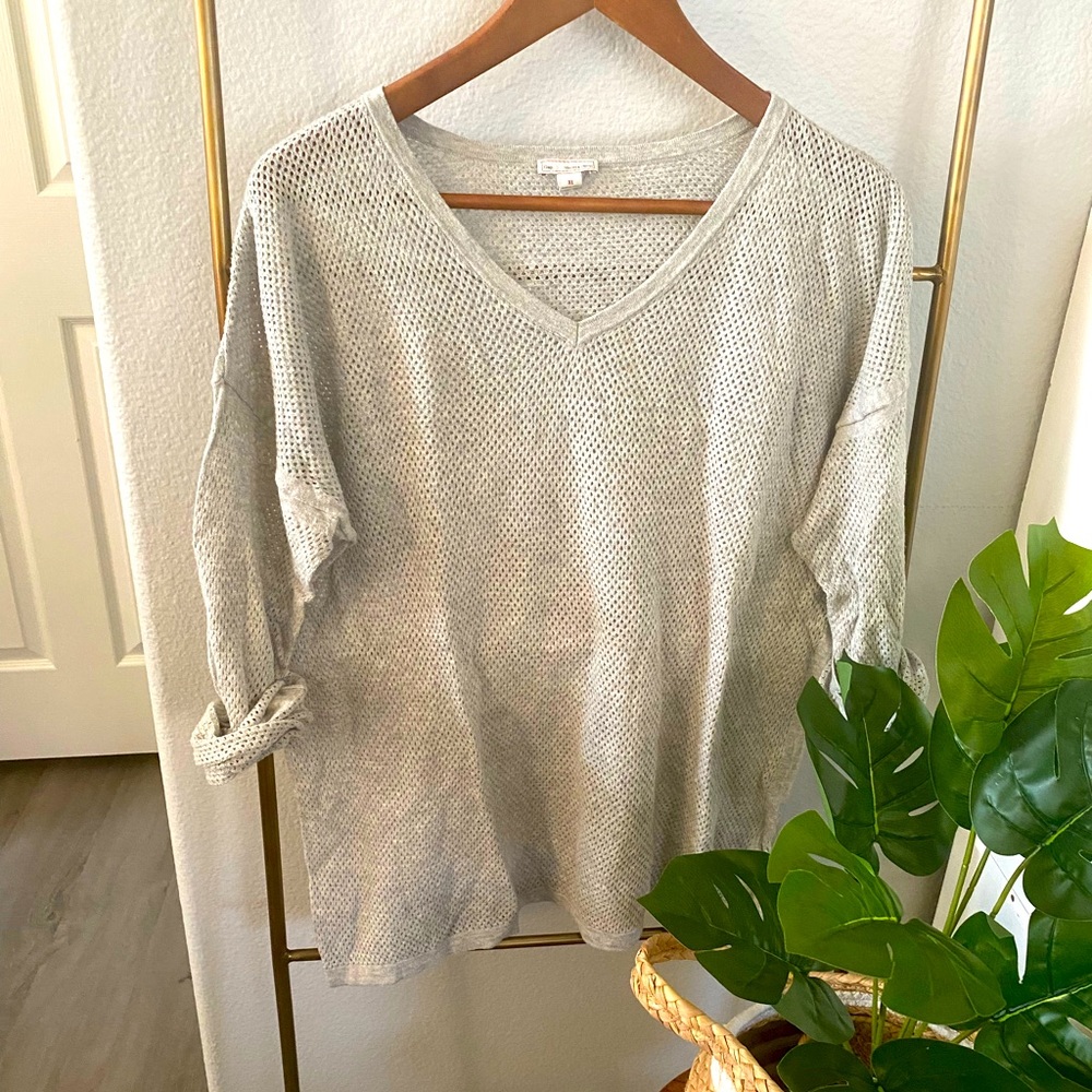 Gap Grey Perforated V-Neck XL
